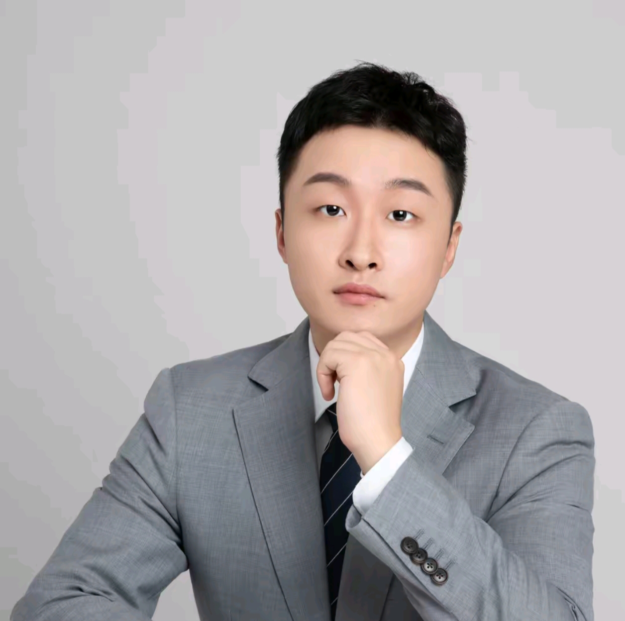 李某某 执业律师
